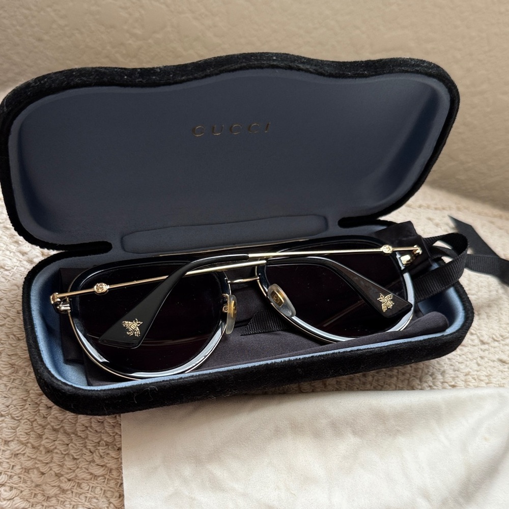 Gucci Gold-Tinted Aviator Sunglasses - Picture 4 of 6